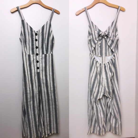 Urban Romantics Striped Sleeveless Jumpsuit Open Back Size S - Picture 2 of 8